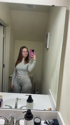 Never🙅🏼‍♀️ Time to clean the house😴🥱 Also this fit is in my tik tok shop if you were interested 😜 #fyp #lipsync #OOTD #viraltiktok #milso 