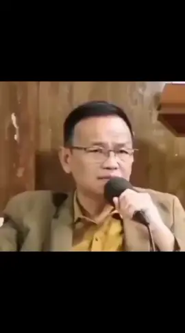 Karena setiap kebaikan dan pemberian bukan untuk siapa siapa, tapi untuk diri sendiri. #ayahgurusyaifulkarim 