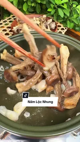 Thử 1 lần ăn mì gói nấu với nấm này đi #namlocnhung #namlocnhungkho #namlocnhungnguyencay #khatrainghiem 