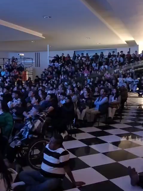 🪄 Mañana última función de @LAS VEGAS MAGIC SHOW y el ilusionista internacional @Eriko Trevensoli en @Tlaxcala la Feria de Ferias 2025.  ¡No te lo puedes perder!  📍 Salón Joaquín Cisneros. 🕔 Función gratis: Lunes 5:00 p.m.  #TlaxcalaLaFeriaDeFerias2025 #FDF2025 #LasVegasMagicShow #ErikoTrevensolli #MagiaEnTlaxcala #LaFeriaQueLoTieneTodo