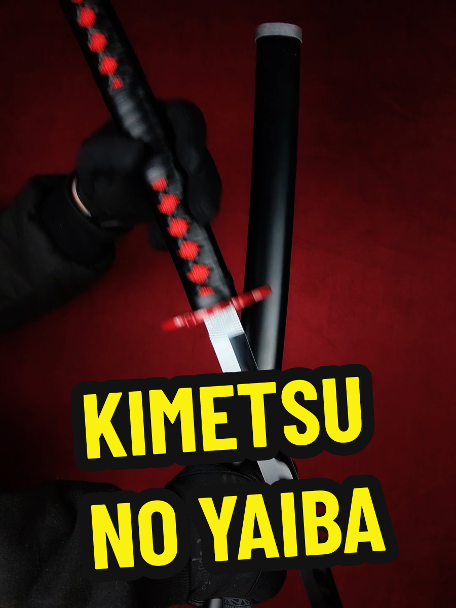 Katanas del Anime Kimetsu no Yaiba - Demon Slayer 🤩 🔥 ¿Cuál os gusta más? 🔥 Ya las podéis adquirir en nuestra web 💪😉 espadasymas.com #kimetsu_no_yaiba #kimetsunoyaiba 