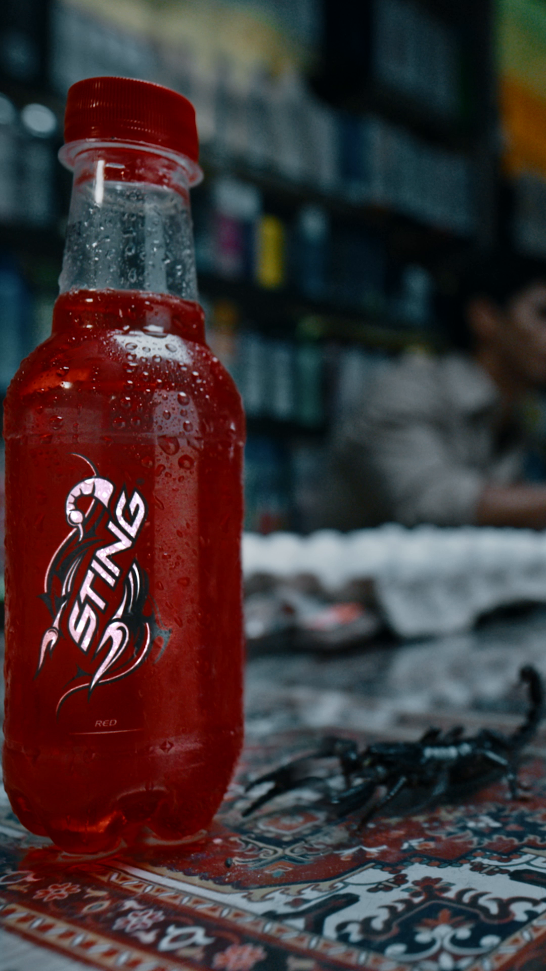 🦂 بالنهار روتين، بالليل مسيطرين #ملك_الليل #مشروب_طاقة