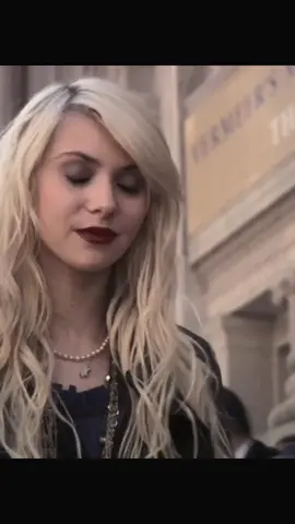 Esse Jonathan que provocou era só ter ficado no lugar dele. #gossipgirl #jennyhumphrey #edit #edits #jennyhumphreyedit 