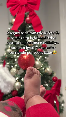 Su primera navidad de mi hombrecito🥰 #boymom #christmas2025 