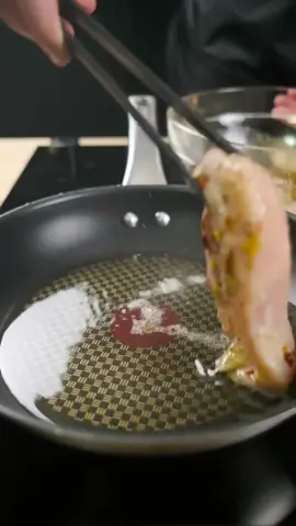 The healthiest vs unhealthiest foods in the world… choose wisely. 🧠🥗🚫 If nature didn’t make it, don’t take it.