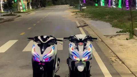 @huynhduc_7 ae mk cứ thế thôi hẹ hẹ 😁#xuhuongtiktok #viral #vario150kiểng #va125kiểng #TikTokAwardsVN 