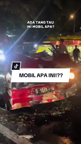TERJADI LAKALANTAS MALAM INI SENIN, 17 NOVEMBER 2025 DI DAERAH BANDUNG. SEMOGA TIDAK ADA KORBAN JIWA #adammoge #LIVEFEST2025 #horrorstory #bandung 