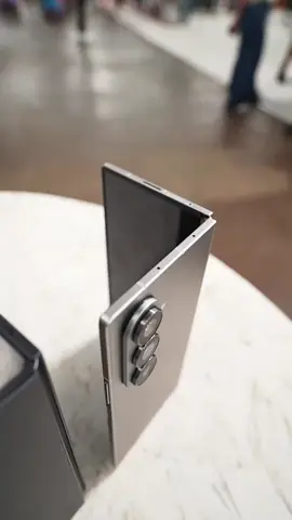 Dapatkan promo akhir tahun Cashback Hingga 5jutaan... segera ke store kami 🤗🥳 #hadiahuntukfieldforce  #sulsouth  #samsungstorebone #fyp 