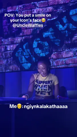 @Uncle Waffles 👸 was leaving, I had to try make her play Yahyuppiyah! At least I got her to smile! live in Melbourne, Australia!🇦🇺 #unclewaffles #tiktokaustralia #melbourne #amapiano #viral 