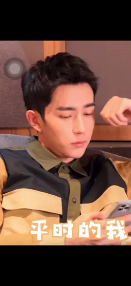 Lại 1ngày nữa qua đi. A ko biết đang ở đâu đó rồi??? Mọi người ở khắp mọi nơi vẫn ko ngừng cố gắng,cố gắng từng ngày để tìm lại công lý cho a. A vẫn tiếp tục soi sáng con đường cho mọi người nhé!!!#JUSTICEFORALANYU #justiceforyumenglong #alanyu #justiceforyumenglong于朦胧 #justiceforalanyu 