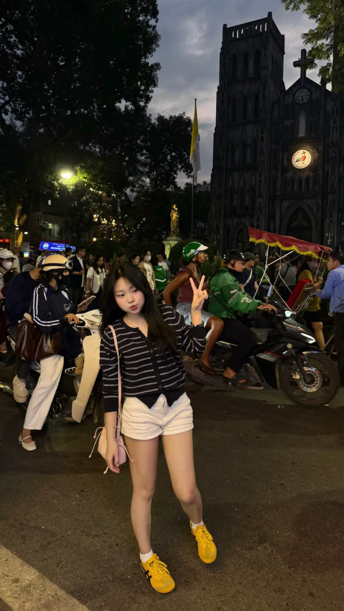 tìm làm gì đâu #viral #xh 