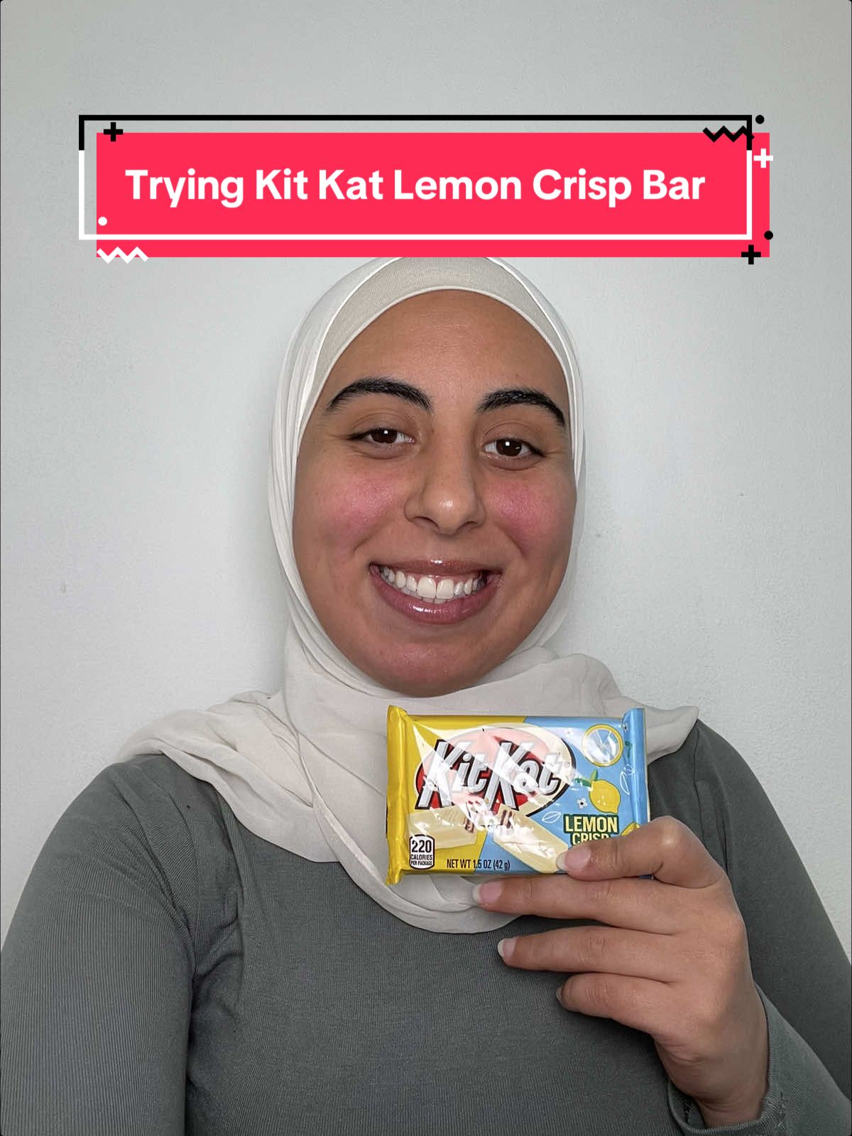 Trying Kit Kat Lemon Crisp Bar #kitkat #food #review @Kit Kat #hijab