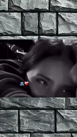 خليك بجنبي عن عيني لاتغيب 🥹🫶🏻 #عطوني_عبارات_حب🥺❤🖇 #تصميم_فيديوهات🎶🎤🎬 #CapCut 