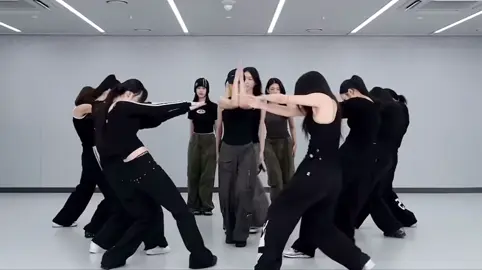 ITZY - 'TUNNEL VISION' Dance Practice [MIRRORED] ITZY(있지) 'TUNNEL VISION' Dance Practice Mirrored #ITZY #ITZY_ TUNNELVISION #TUNNELVISION_Dance