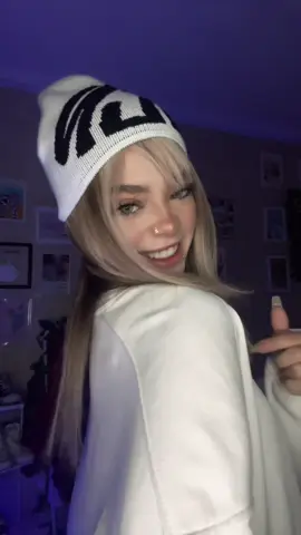 دختر؟🙂‍↔️