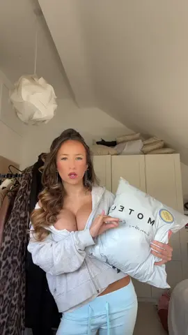 guys also I booked my flights for travelling 😝