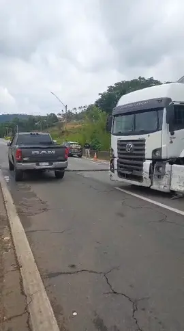 Trânsito Fernão Dias #automobile #rodovia #caminhoneiro #noticias #india    🚙 🚛 