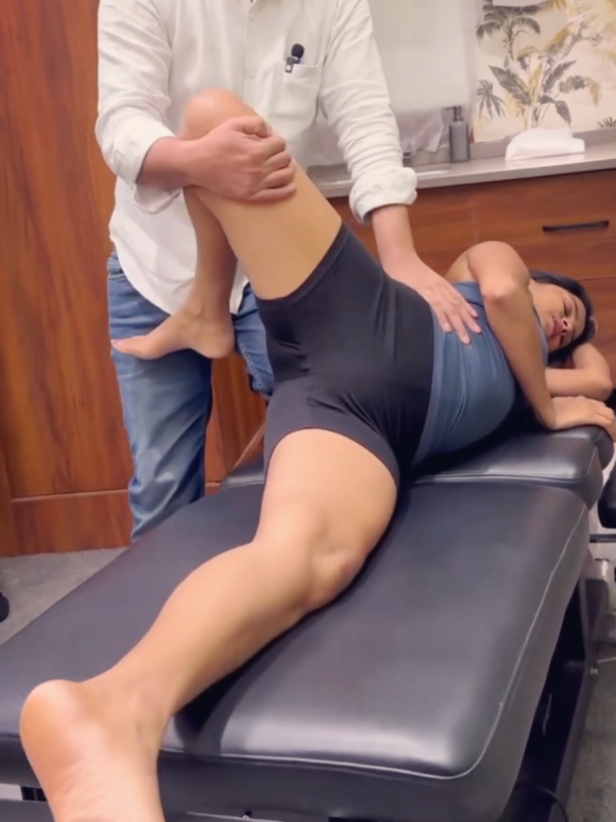 asmr Chiropractic legs Strached Therapy 😱. #chiropractic #asmr #viralvideos  #tailbone #pain 
