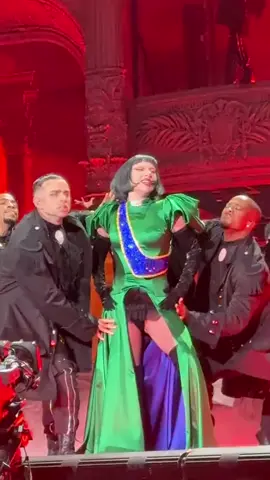 BRASEEEEEEL #copacabana #ladygaga #abracadabra #viral #littlemonster