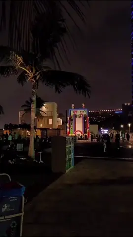 الواجهه البحريه ليلة من ليالي نوفمبر ❤️☔️ مطر