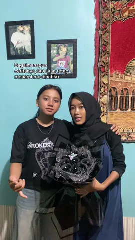 Sampai kapanpun,mau bagaimanapun kamu akan tetap dihatiku.@sara🍂 #fyp #4u #bestie 