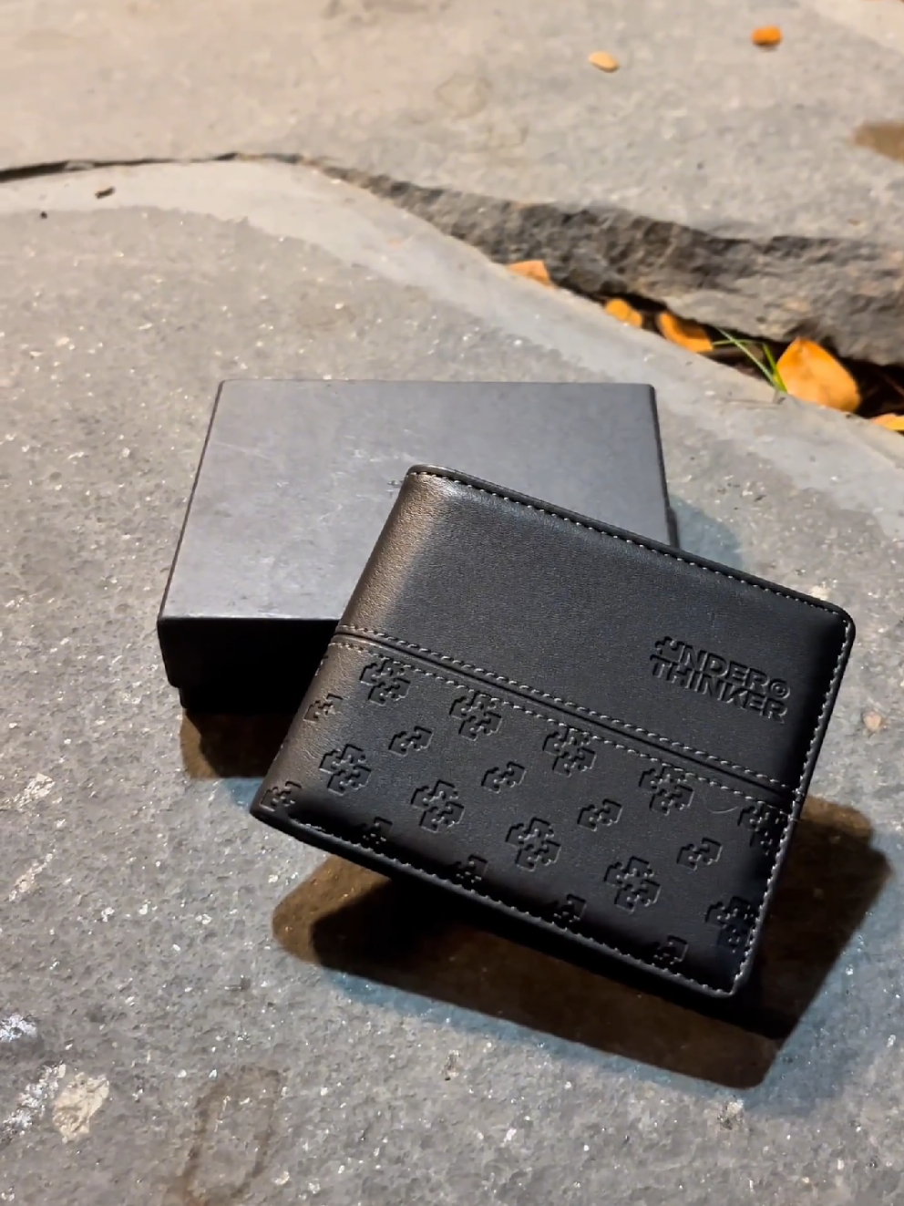 Ví da nam cao cấp, đường may tỉ mỉ tinh tế, kiểu dáng đơn giản nam tính #vidanam #vidanamcaocap #phukiennam #xuhuong #taiorex 