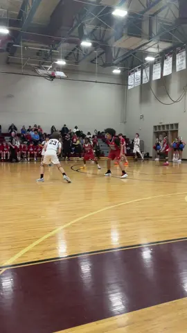 2031 Jenson Pompey can handle the rock!! #basketball #anklebreaker #viral #overtime #ballislife 