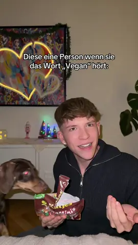 „vegan sein und dann aber veganes schnitzel essen… mein humor“