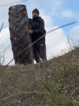 I built underground bunkers and tire shelters. camping and survival skills #camping #survival #bushcraft #Outdoors #build 