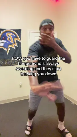 You got it bro take the easy bucket😭 #fyp #viral #basketball #hooper #basketballtiktok 