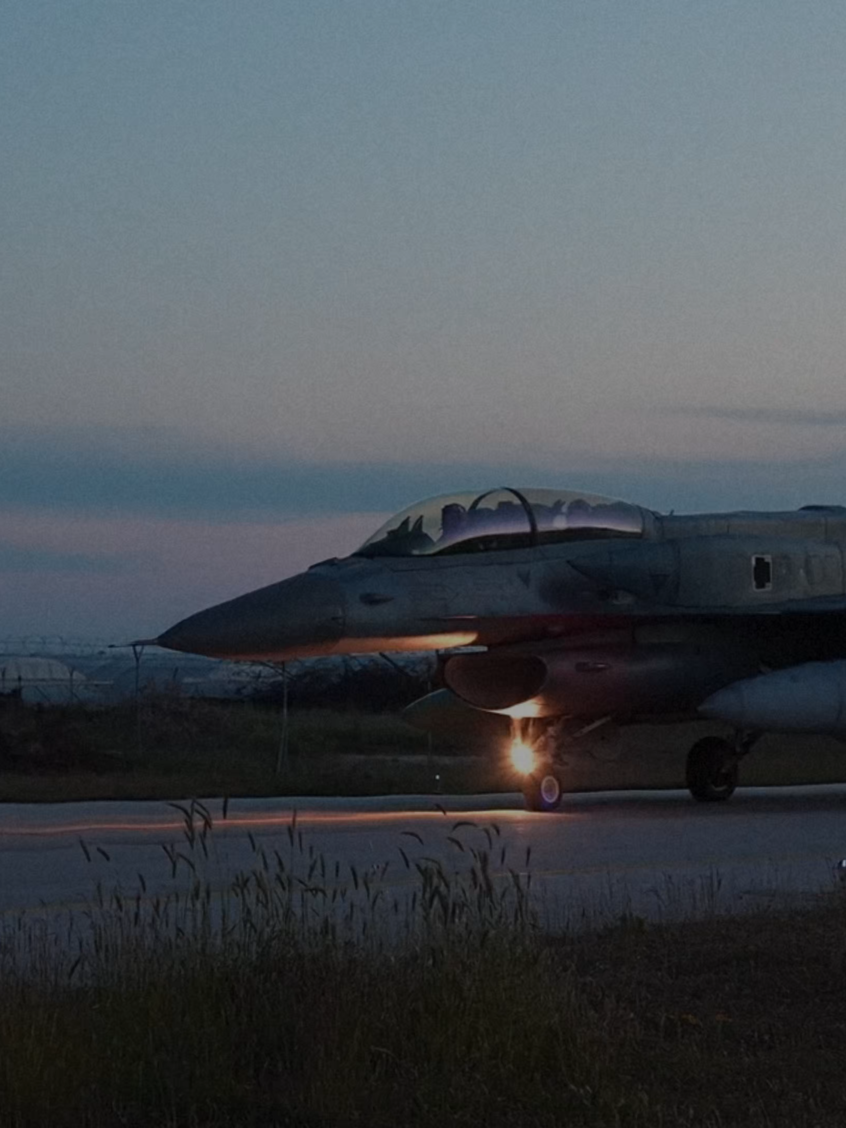 I love this style | #edit #fyp #lvsandals #esdeekid #flow