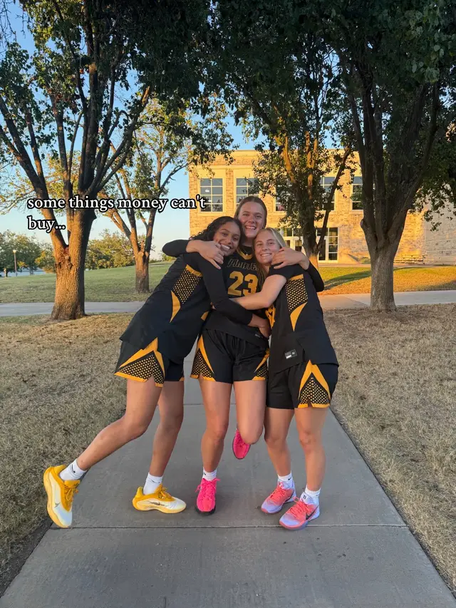 #photocarousel #friends #college 