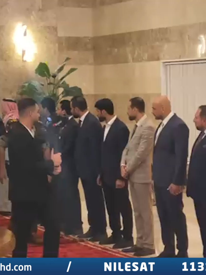 وصول الرئيس الحلبوسي وحرمه إلى فندق الأنبار الدولي للاحتفال بفوز مرشحي تقدم في انتخابات 2025   #عراق_24