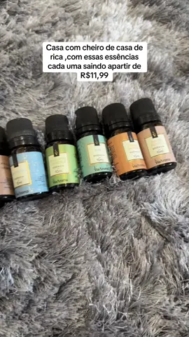 Eu amo essas essências pra por no aromatizador e deixar a casa bem cheirosa 🤌 #essencias #essenciaaromatizador #tiktokshopblackfridaybr 