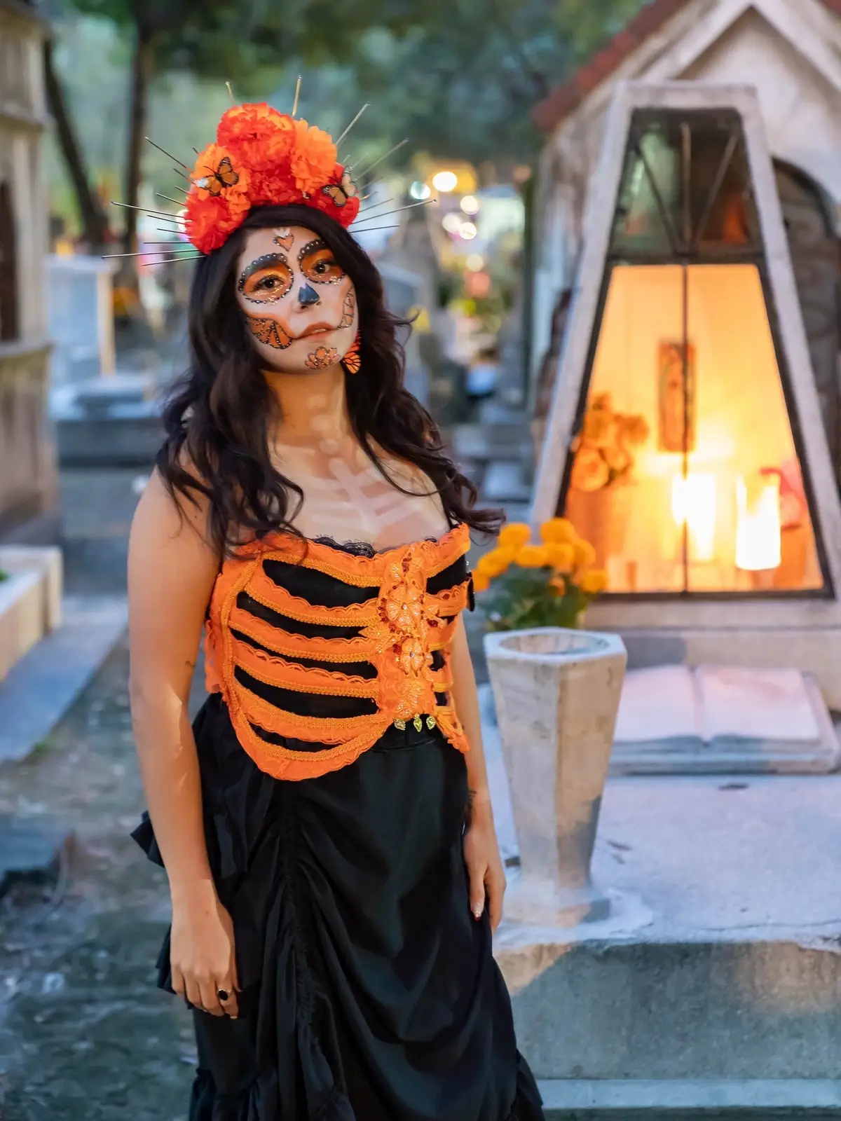 I created the ribcage & my mom helped me create the Mexico corset ❤️ I love the creative process of putting these looks together ✨ #diademuertos #catrina #mexicocity #catrinalooks #latinacreator #latinafashion #catrinamakeup #cuidaddemexico 