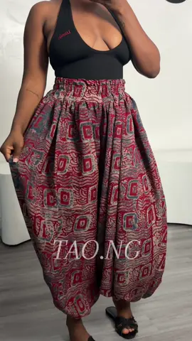 Our best seller but in another prints ? Got you 😜  N40,000 Size 6-16