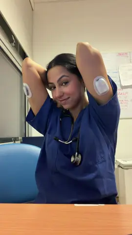 ‘🤔 what’s going onnn’ is EXACTLY what everyone thought when seeing my pump and sensor poking out of my scrubs for the first time 🥹 I used to get SO nervous if anything ever showed.  I’d make it a point to hide it.  But I can’t believe I’ve come so far to allow myself to be seen fully - like this :)  #type1diabetes #doctor #insulinpump #glucose #resilience 