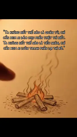 “Giá trị của việc được sống đúng với chính mình, nó lớn đến mức không phải ai cũng đủ sức chạm tới. Có người đã khóc đến cạn nước mắt - tim thắt lại, từng hơi thở ra cũng thấy lòng mệt nhoài chỉ để dám nói: “Đây mới là tôi.” Và cũng có người…phải đánh đổi cả mạng sống của mình,sống đúng với bản thân. Nghe thì nhẹ, nhưng với nhiều người lại là một cuộc chiến thầm lặng — chiến đấu với định kiến, với nỗi cô đơn, và với chính nỗi sợ trong lòng mình. Tôi luôn trân trọng những người dám sống thật. Họ không chỉ mạnh mẽ, họ nhắc tôi nhớ rằng con người ta sinh ra không phải để vừa lòng thiên hạ, mà để sống một cuộc đời trọn vẹn với trái tim mình. Và nếu một ngày người chọn sống đúng với con người của mình, tôi tin… đó sẽ là khoảnh khắc người thật sự được tự do. Không gồng. Không giấu. Không sợ. Chỉ là chính mình — và một cuộc đời cuối cùng cũng thuộc về chính ta..”
