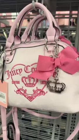 New arrival juicy couture bags fall out 📥 send inbox to purchase yours today  #juicy #juicybag #juicycouture #juicycouturebag #juicycouturefinds 