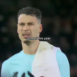 School last year 😔 #fyp #arsenal #school 