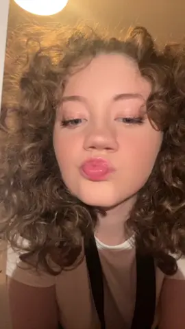 @Arthur Hill #stellaartour #brideandgloomarthurhill 