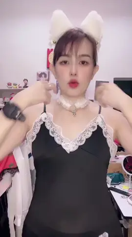 #tiktoklive #livehighlights #แมวเหมียว 🤍🤍 #ชุดนอน #น่ารักจัง 