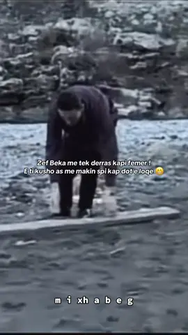 Tek dras o loqe 😂@🇦🇱DAJA🇬🇧HAS💷 @MIRI🤫 @alban_b.29 #mixhabeg #fyp #albania #fypシ 