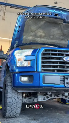 Swapping the 6R80 on this 2016 F-150 5.0L 🔄 Installing a remanufactured transmission built in-house 💪🔥 #transmissionproblems #transmissionissues #transmissionblown #fomoco #fordtrucks 