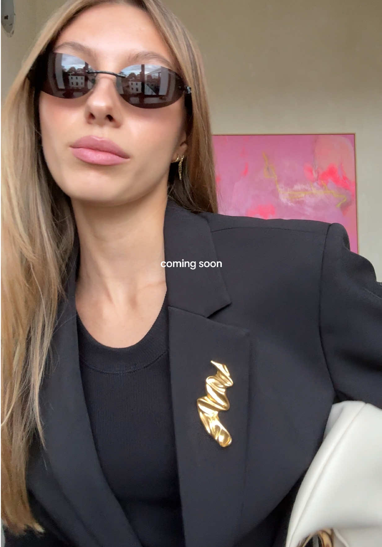 click & go #broche #outfit #fashion #comingsoon 