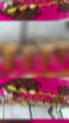 Si lo que buscas es calidad, sabor y, un excelente servicio, estás en el lugar correcto. Sorprende a tus invitados, colaboradores, socios, familia con nuestro delicioso sabor casero! Mi Lupita Eventos te ofrece: Taquizas de guisados 100% caseros  *8 guisos (5 carne y 3 verdura) *Quesadillas *Volcanes *Tortilla recién hecha *20 litros de agua (jamaica o arroz) *9 guarniciones (ensalada de nopales, chiles toreados, cebolla con habanero, salsa roja y verde picosa, salsa verde sin chile, guacamole, limones y frijoles de la olla) *Desechables (platos, vasos, servilletas y cucharas) Además de servicio de: Tostilocos  Tostielotes  Elotes cocidos Nieves raspadas Mini hotcakes Cotizaciones y reservaciones  3329998034 3310719559 https://www.facebook.com/share/1CQhDka49k/?mibextid=wwXIfr https://www.instagram.com/milupitaeventos?igsh=c3phcnVsZjlzOWo2&utm_source=qr