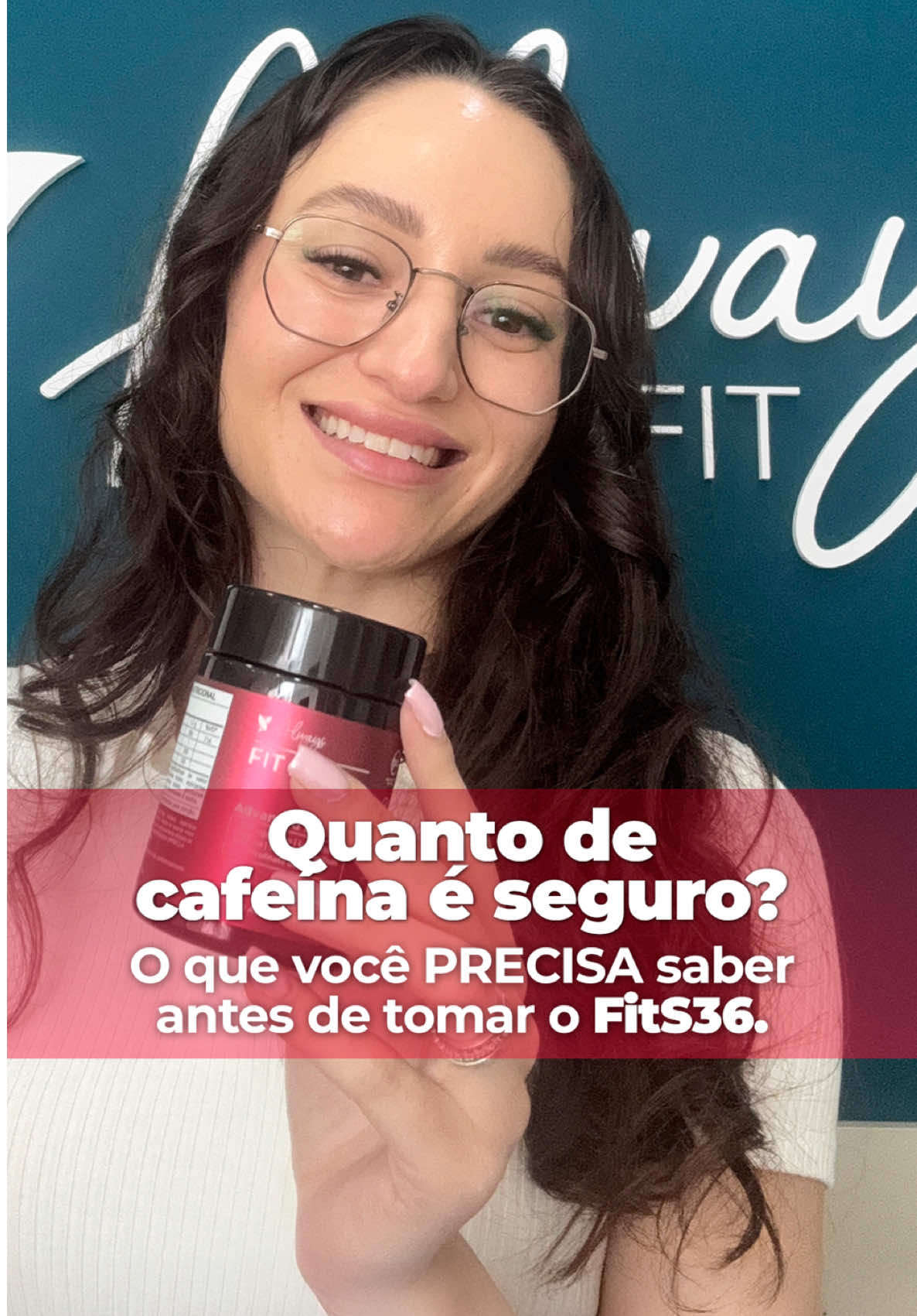 Vocês sabiam que existe um limite seguro de cafeína? Vem que te contamos mais 🩷 Always Fit trabalha com ciência, transparência, tecnologia e muito amor! Viva mais, viva melhor 🌟💫 Estão gostando desses vídeos informativos? Escutamos as duvidas de vocês 😉 #cafeina #alwaysfit #fyp #saudeebemestar #duvidas 