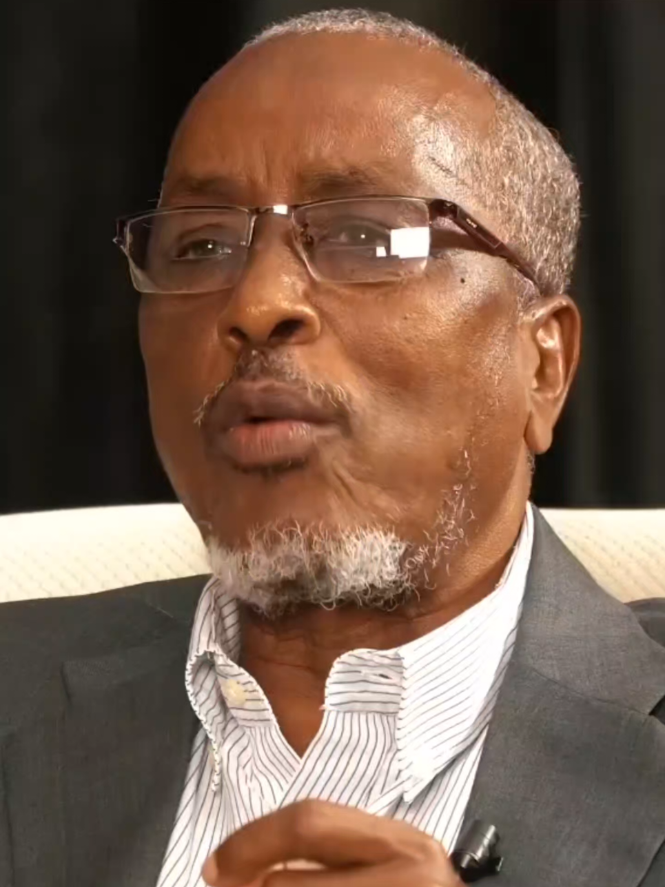 Awood iyo Maamul Allah swt baa leh.