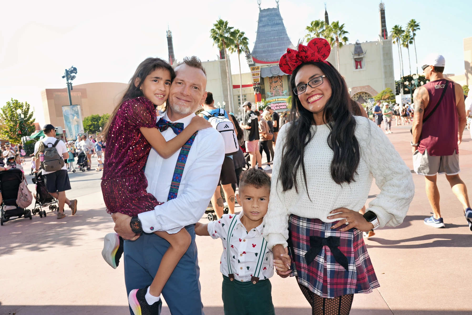 @Disney Parks  Frozen with the Holiday overlay  #hollywoodstudios #disneymom #waltdisneyworld #MomsofTikTok #disneyadult 