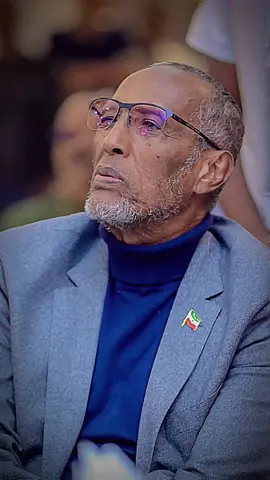 La Holin Waa M B C 🫡🦁🔥@Nazri ahmett 🧸 @Classy_abdooz🤴🏽 @KABADHE @EzmaiL_NaBaaTo🍂8️⃣♥️ #fyppppppppppppppppppppppp #viral #foryoupage #foryou #muusebiixiabdi💚💭❤